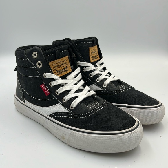 Levi's Denim Vance canvas Mid High Top Boys Youth Sneakers 5 NEW Trainers - Picture 1 of 9